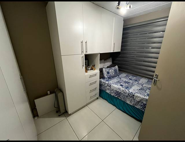 2 BEDROOM SECTIONAL TITLE FOR SALE IN RAVENSWOOD